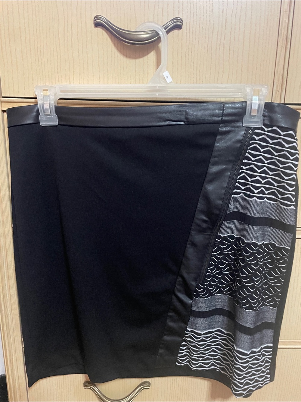 Black Pattern-Panel Women's Mini Skirt Size 12